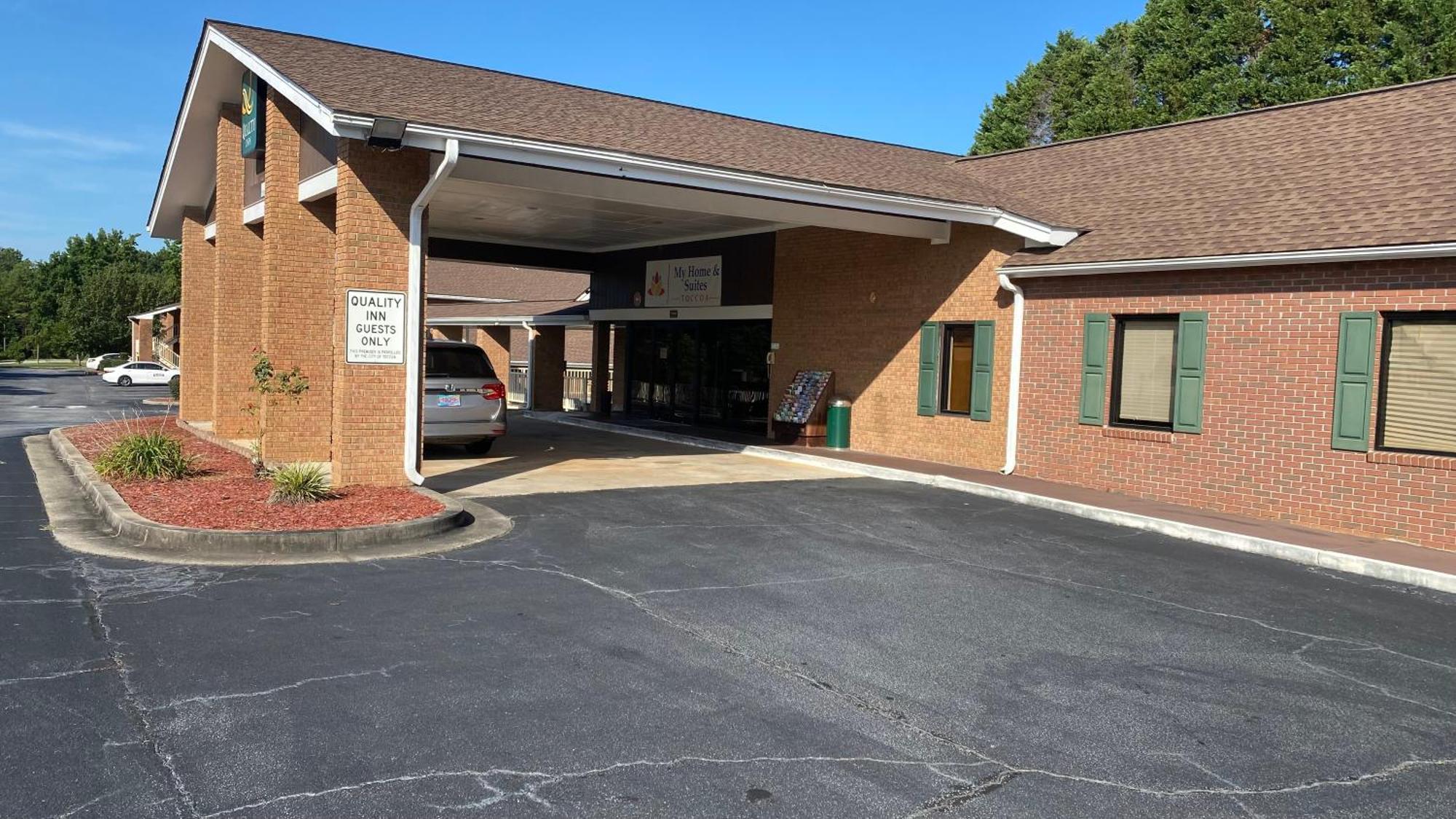 My Home & Suites Toccoa Екстериор снимка