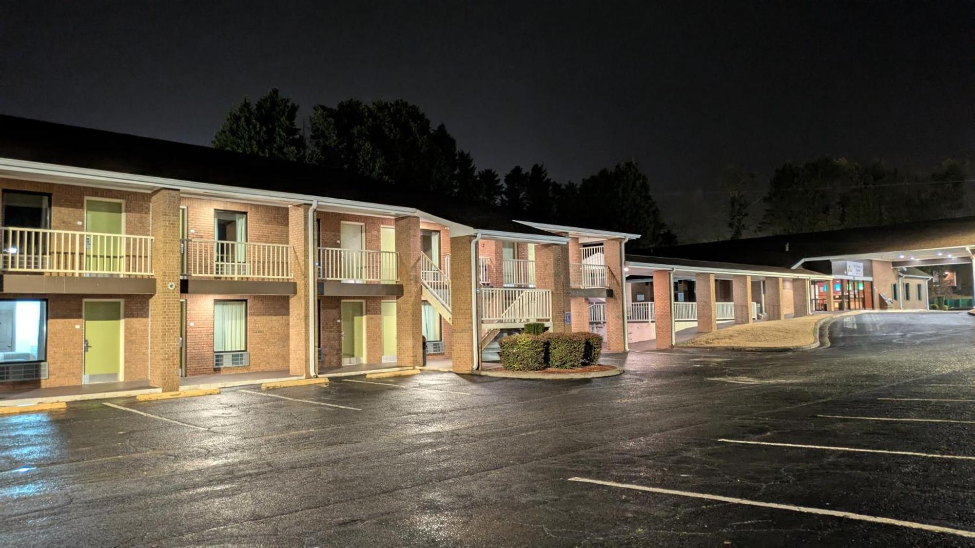 My Home & Suites Toccoa Екстериор снимка
