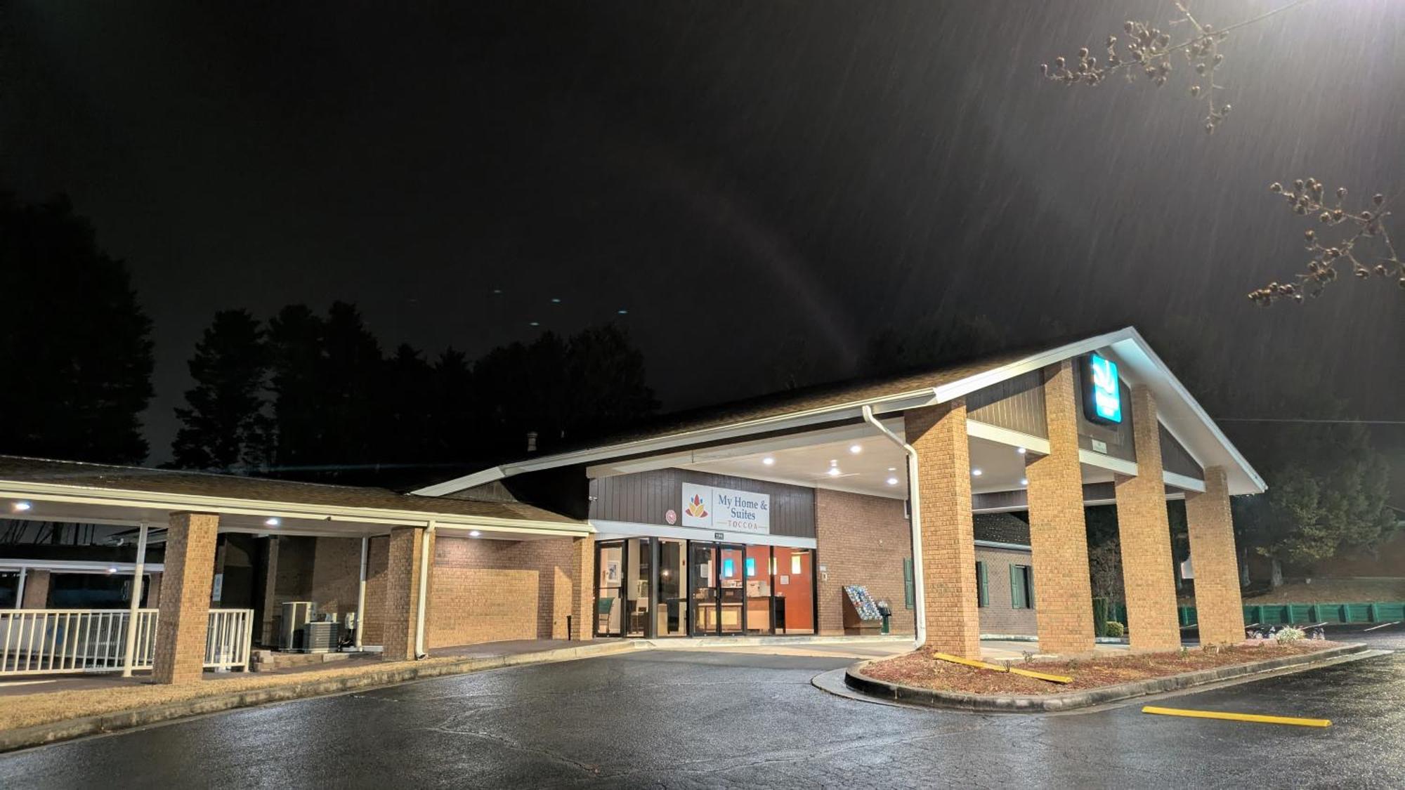 My Home & Suites Toccoa Екстериор снимка